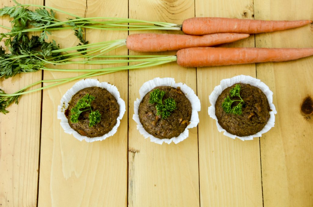 Want to Save Hours in the Kitchen? Here's How to Meal Prep Salad - Lindsay  Pleskot, RD